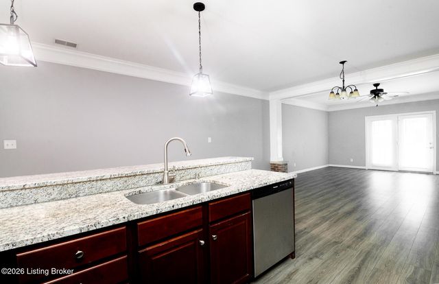 117 Treslyn Way, Louisville, KY 40245