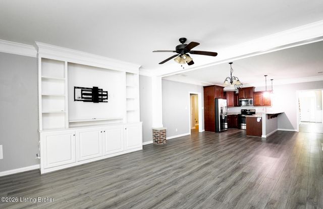 117 Treslyn Way, Louisville, KY 40245