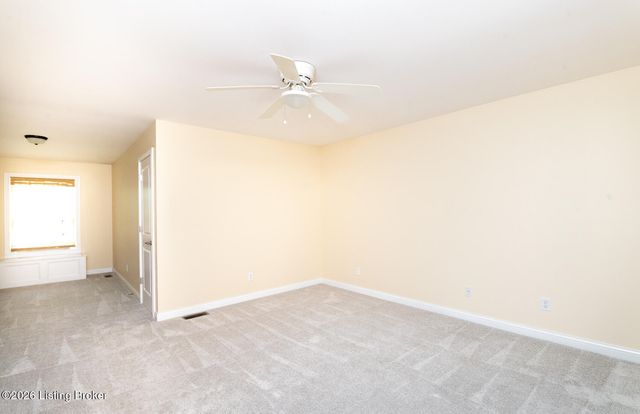 117 Treslyn Way, Louisville, KY 40245