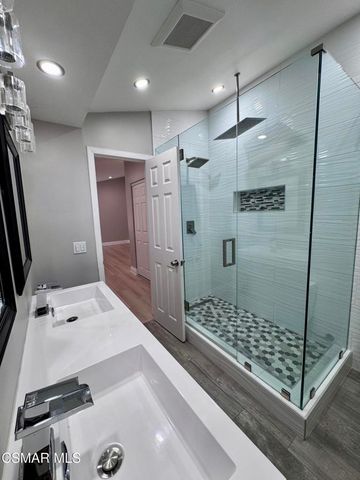 20445 Miranda Street, Woodland Hills, CA 91367