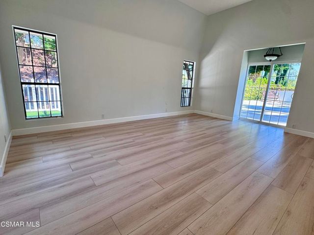 20445 Miranda Street, Woodland Hills, CA 91367