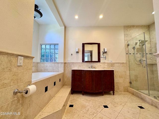 20445 Miranda Street, Woodland Hills, CA 91367