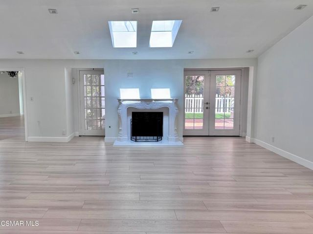 20445 Miranda Street, Woodland Hills, CA 91367