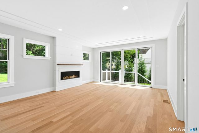 36 East Main Street, Westport, CT 06880