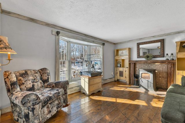 36 Pearson Road, Alton, NH 03809