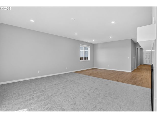 16932 Sw LORIKEET Ln, Beaverton, OR 97007
