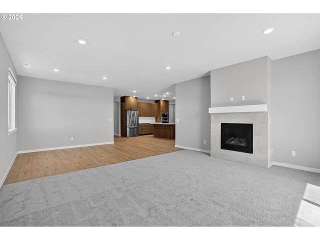 16932 Sw LORIKEET Ln, Beaverton, OR 97007