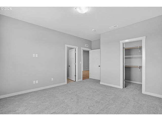 16932 Sw LORIKEET Ln, Beaverton, OR 97007