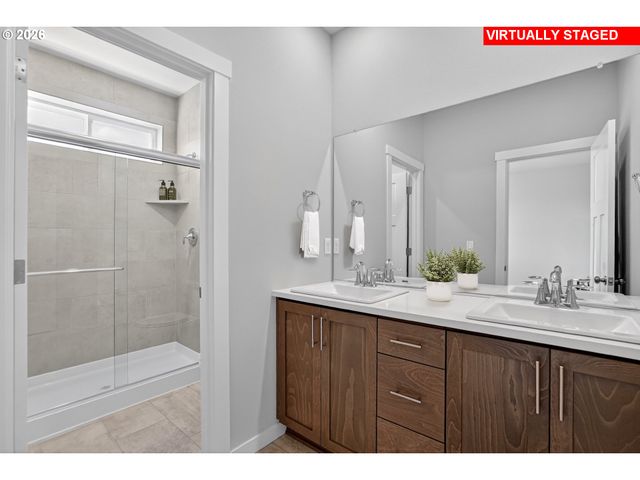 16932 Sw LORIKEET Ln, Beaverton, OR 97007