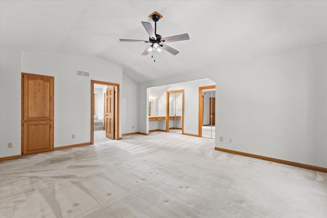 S57W29537 Saylesville ROAD, Waukesha, WI 53189