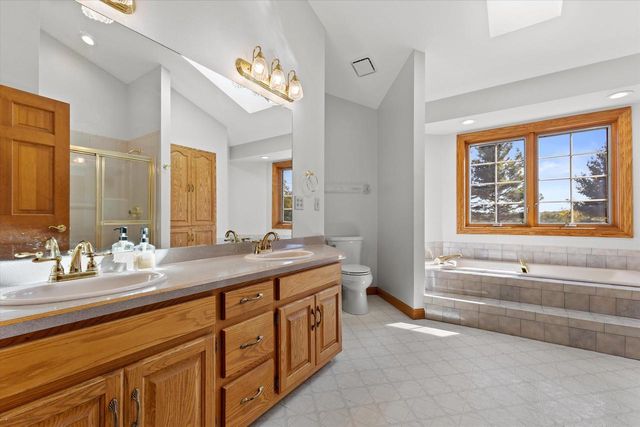 S57W29537 Saylesville ROAD, Waukesha, WI 53189