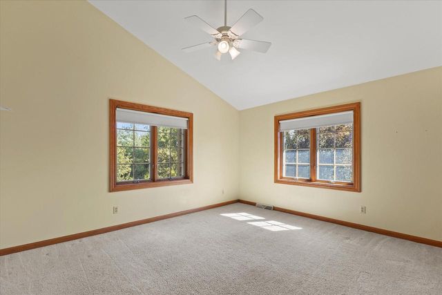 S57W29537 Saylesville ROAD, Waukesha, WI 53189