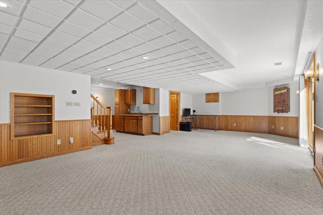 S57W29537 Saylesville ROAD, Waukesha, WI 53189