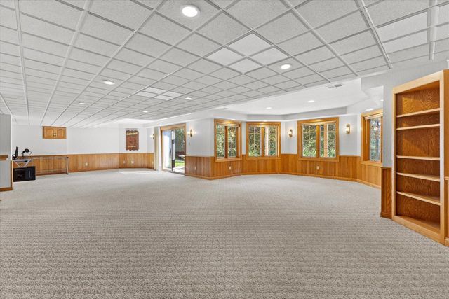 S57W29537 Saylesville ROAD, Waukesha, WI 53189