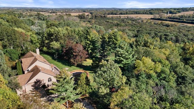 S57W29537 Saylesville ROAD, Waukesha, WI 53189