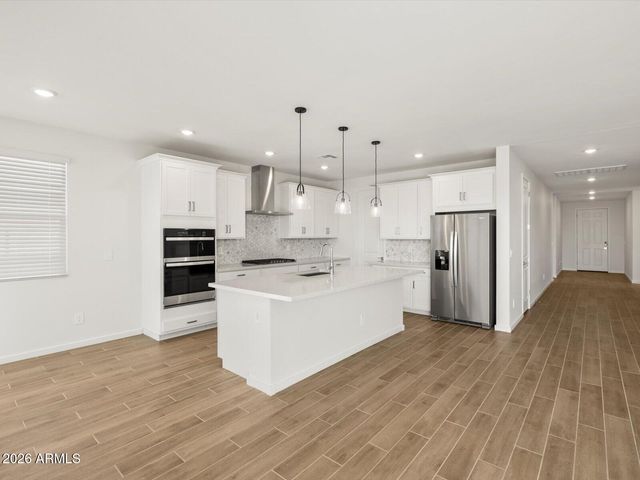 333 W ROCK NEEDLE Trail, Apache Junction, AZ 85120