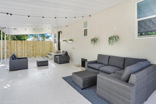 2990 NW 50th st Whole Villa, Miami, FL 33142