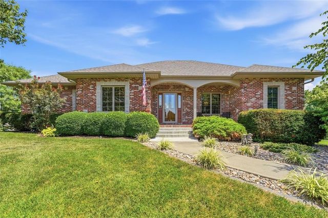 602 Canyon Drive, Pleasant Hill, MO 64080