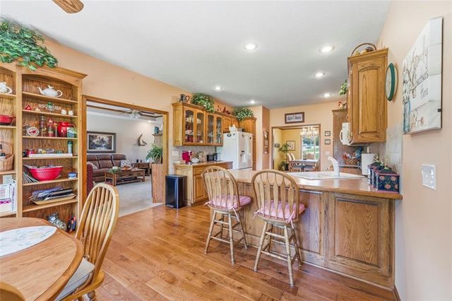 602 Canyon Drive, Pleasant Hill, MO 64080