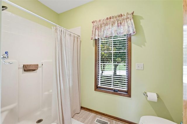 602 Canyon Drive, Pleasant Hill, MO 64080
