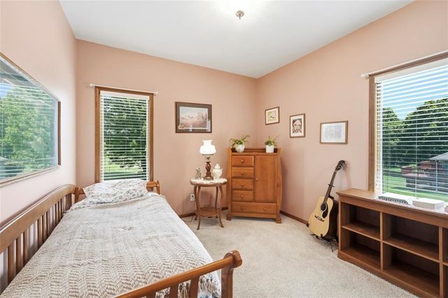 602 Canyon Drive, Pleasant Hill, MO 64080