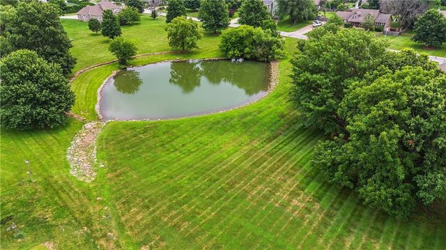 602 Canyon Drive, Pleasant Hill, MO 64080