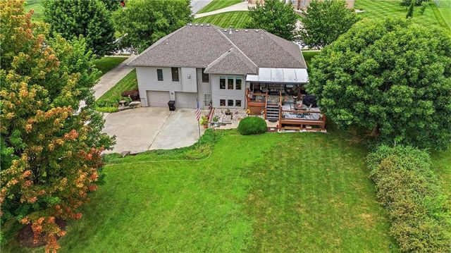 602 Canyon Drive, Pleasant Hill, MO 64080