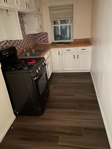 219 Madison St 2, Fitchburg, MA 01420