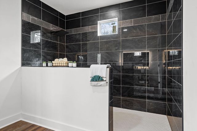 789 Breezy Point Lane, Kimberling City, MO 65686