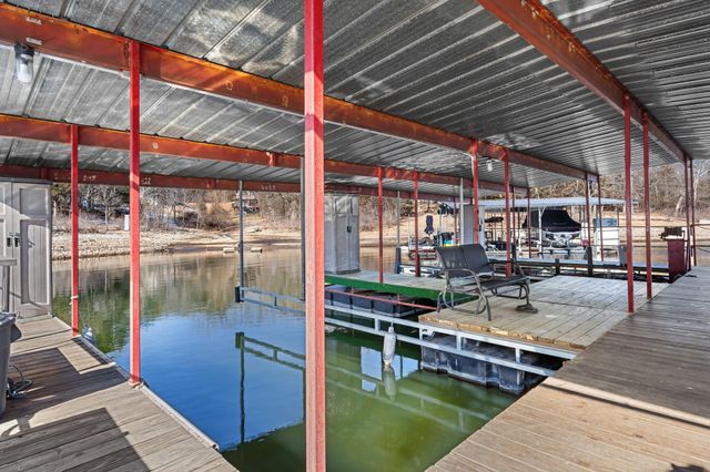 789 Breezy Point Lane, Kimberling City, MO 65686