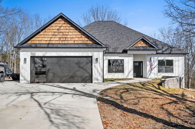 789 Breezy Point Lane, Kimberling City, MO 65686