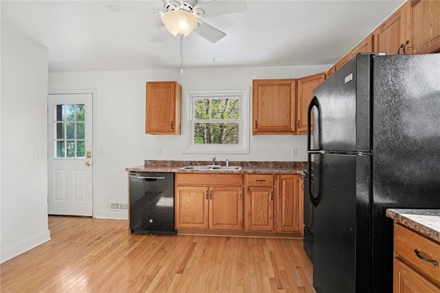 277 Lycoming Rd, Henrietta, NY 14623