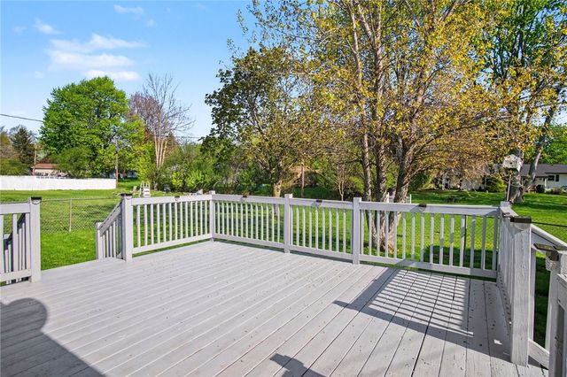 277 Lycoming Rd, Henrietta, NY 14623