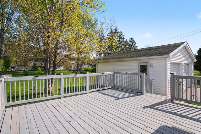 277 Lycoming Rd, Henrietta, NY 14623