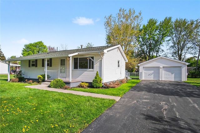 277 Lycoming Rd, Henrietta, NY 14623