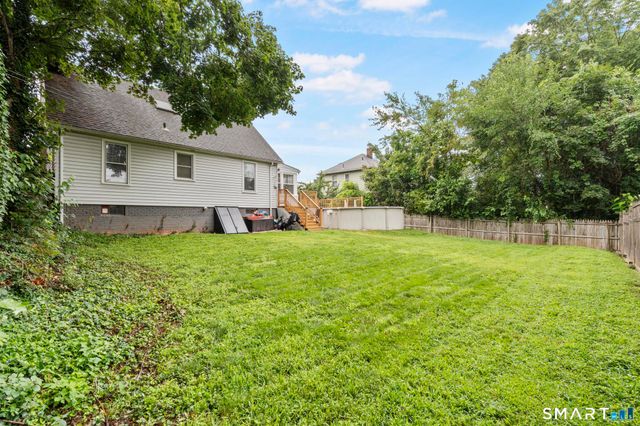 99 Fourth Street, Hamden, CT 06514