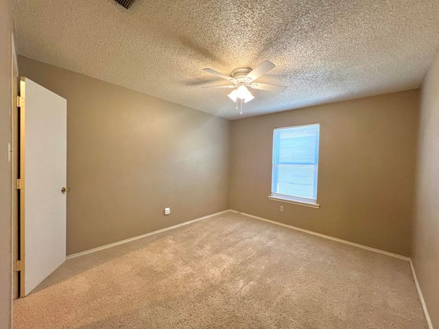 5702 Brownfield Drive, C, Lubbock, TX 79414