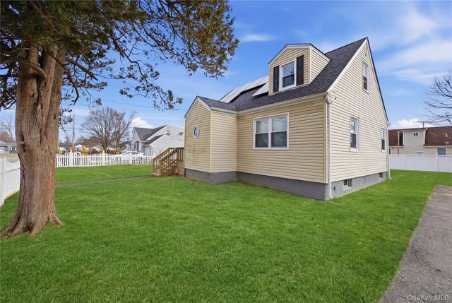 12 S Prospect Street, Copiague, NY 11726