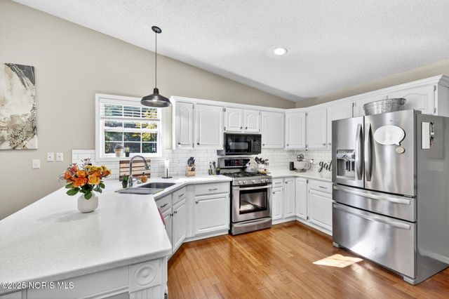 925 W Melrose Avenue, Findlay, OH 45840