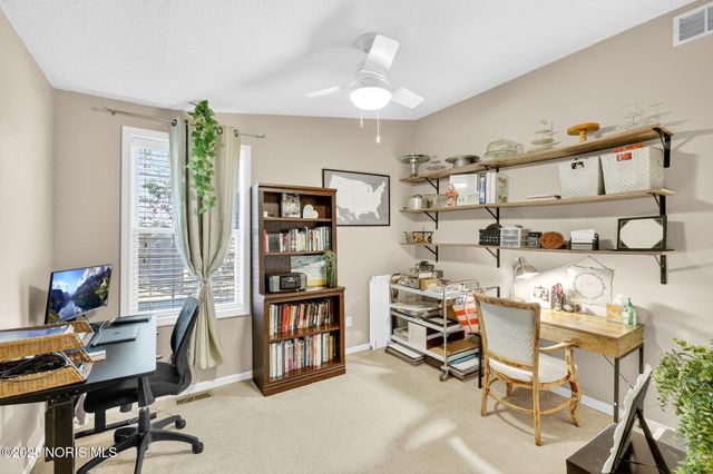 925 W Melrose Avenue, Findlay, OH 45840