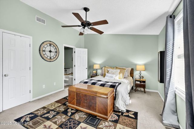 925 W Melrose Avenue, Findlay, OH 45840