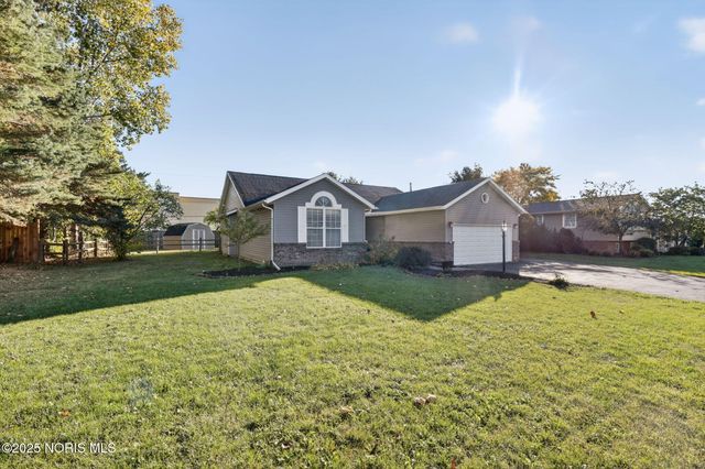 925 W Melrose Avenue, Findlay, OH 45840