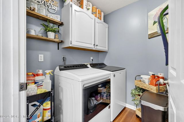 925 W Melrose Avenue, Findlay, OH 45840