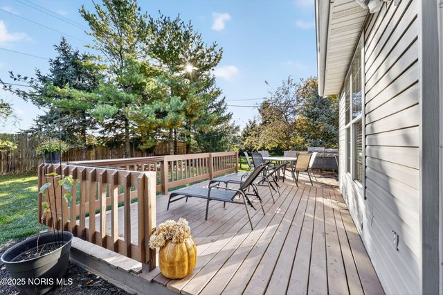 925 W Melrose Avenue, Findlay, OH 45840