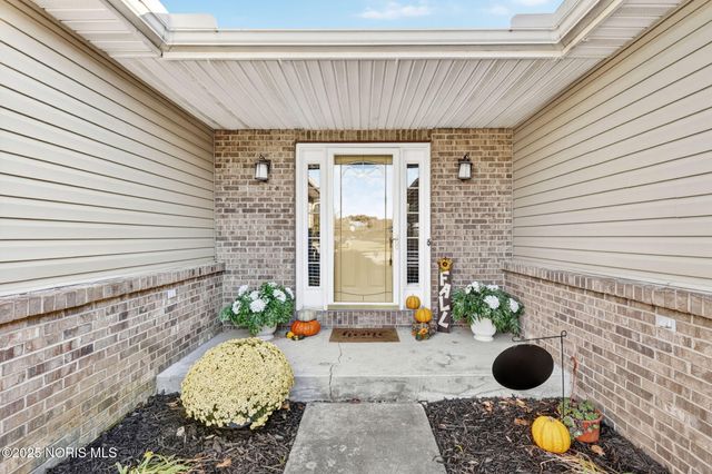 925 W Melrose Avenue, Findlay, OH 45840