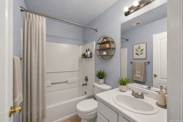 1222 Cougar Country, San Antonio, TX 78251