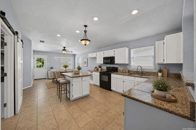 1222 Cougar Country, San Antonio, TX 78251