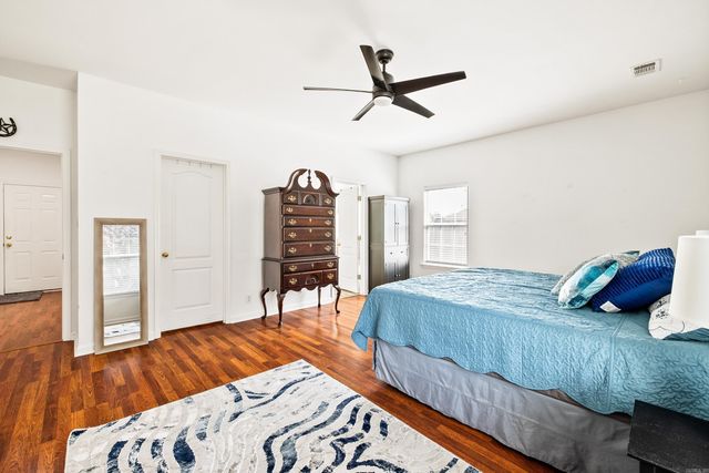 3815 Wildflower Lane, Benton, AR 72015