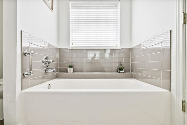 3815 Wildflower Lane, Benton, AR 72015