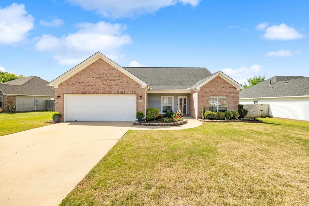 3815 Wildflower Lane, Benton, AR 72015